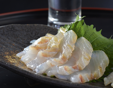 氷温熟成 鱸 すずき の昆布締め 皮付き頭側4半身 半身の1 2 冷蔵 うまいもんの取り寄せ 産直品 グルメギフト