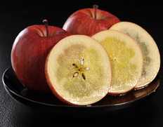 青森 蜜入りこみつ